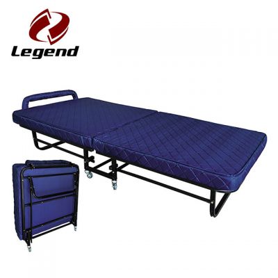 Folding rollaway bed with mattress