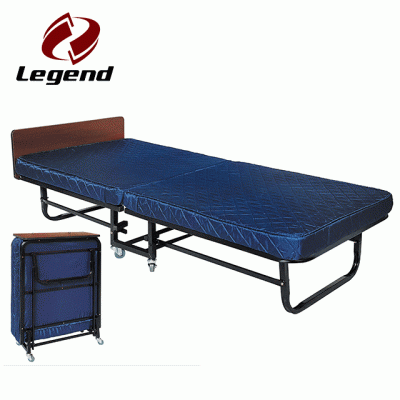 Deluxe folding bed